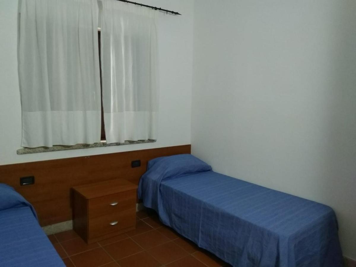 פורטו סן פאולו Villa Raffaello מראה חיצוני תמונה