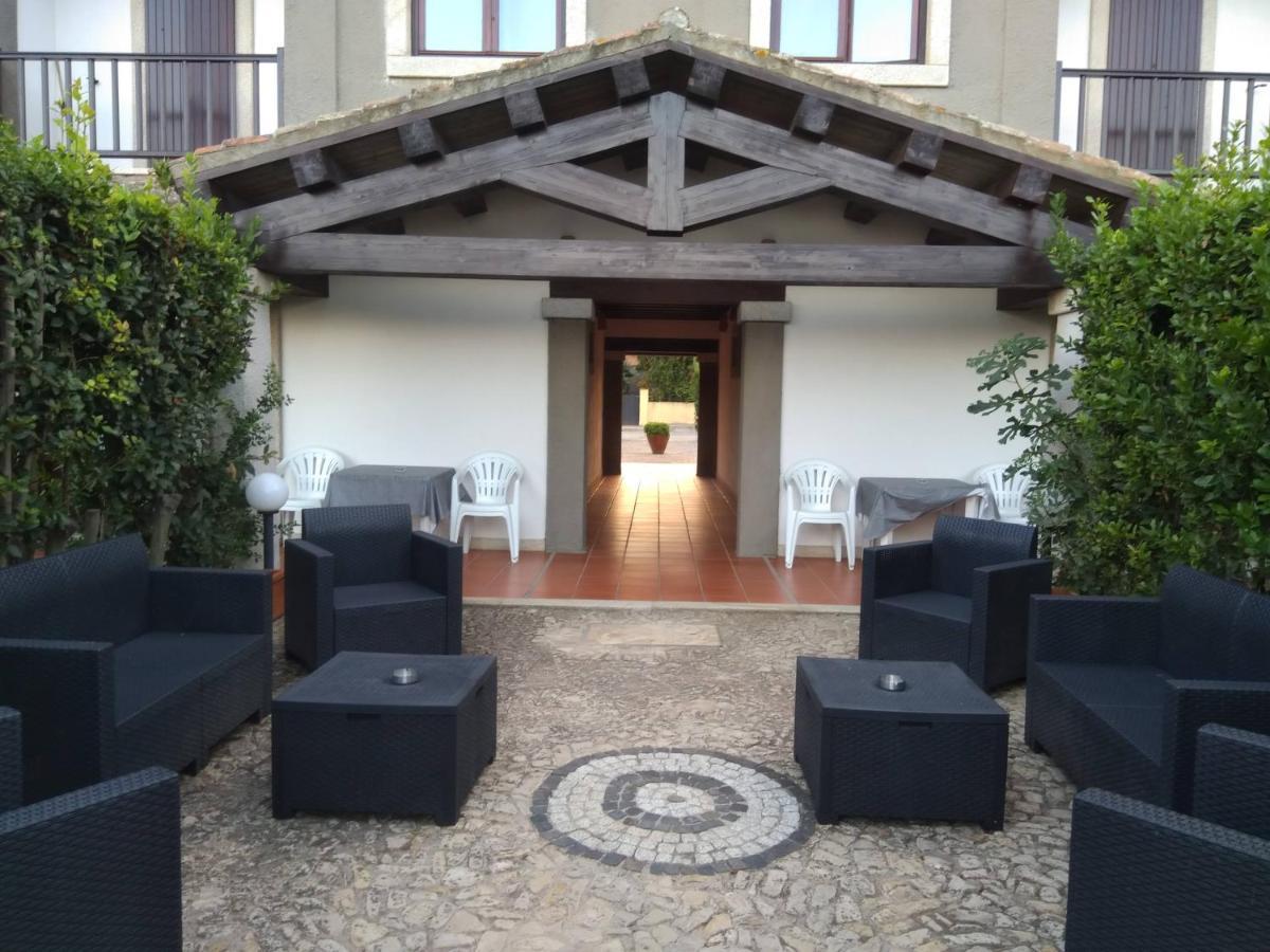 פורטו סן פאולו Villa Raffaello מראה חיצוני תמונה
